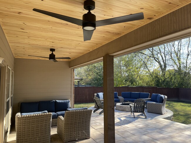 Building Photo - 181 Fieldstone Ln