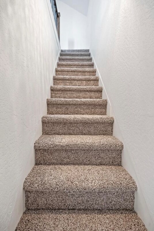 Building Photo - 325 W Bush St