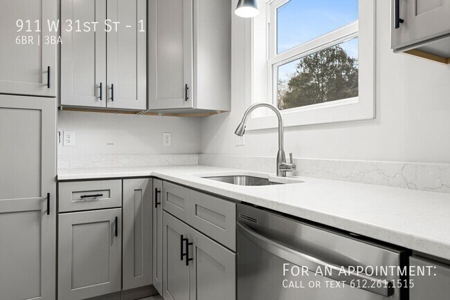 Building Photo - 911 W 31st St