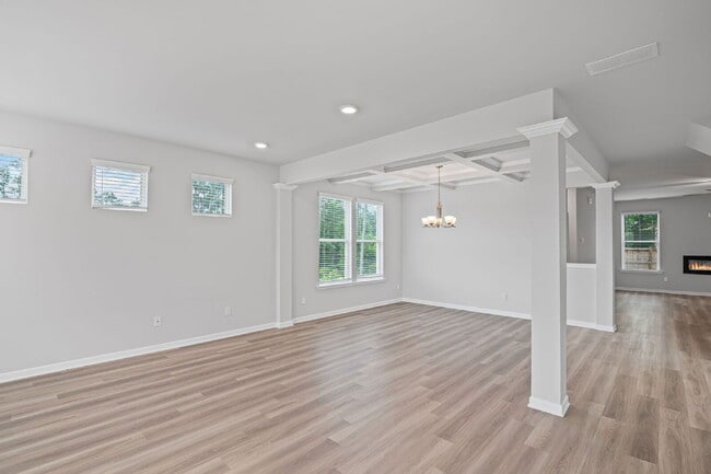 Building Photo - 2106 Cadenza Cir