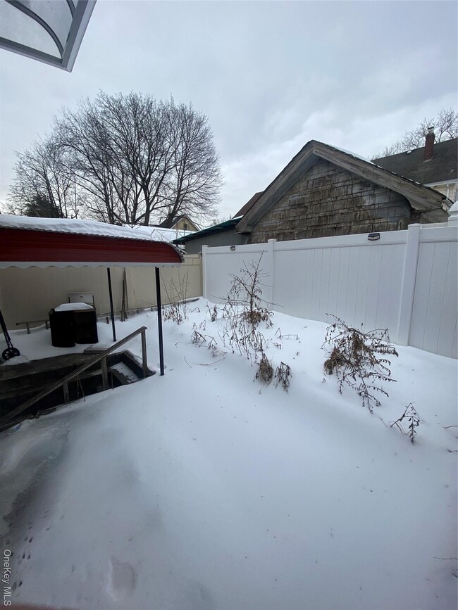 Building Photo - 100-42 Francis Lewis Blvd