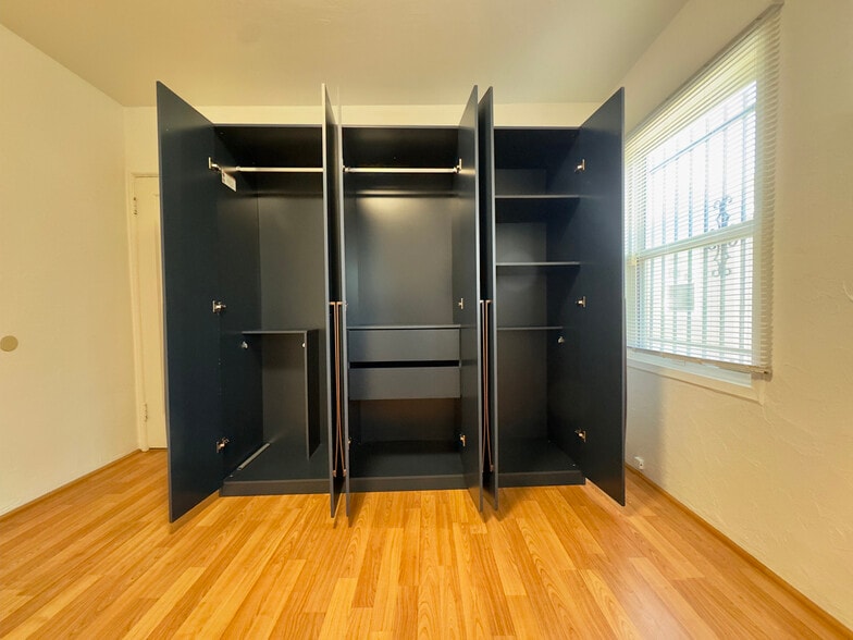 Building Photo - 2307 107th Ave