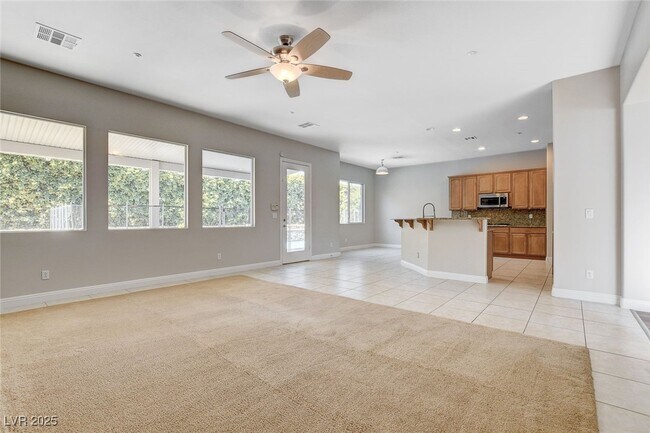 Building Photo - 2411 Winter Cliffs St