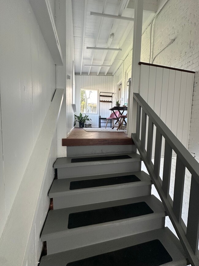 Building Photo - 2030 W Estes Ave