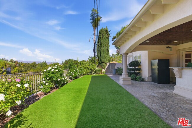 Building Photo - 4305 Coquette Pl