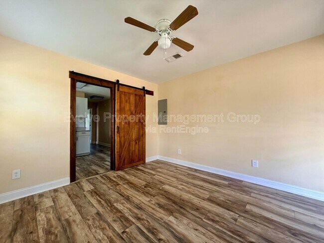 Building Photo - 679 Harrell St