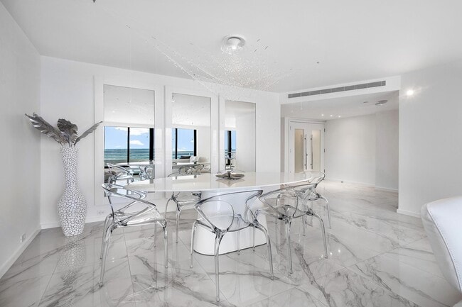 Building Photo - 1400 S Ocean Blvd