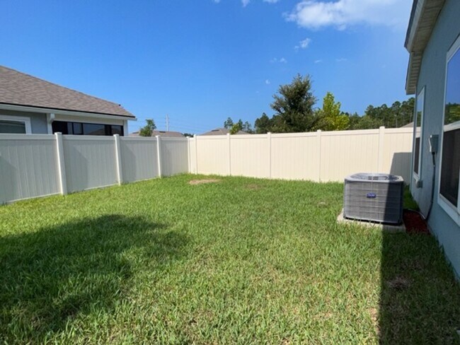 Building Photo - 4 bed/3 bath Beautiful Home with Amenities!