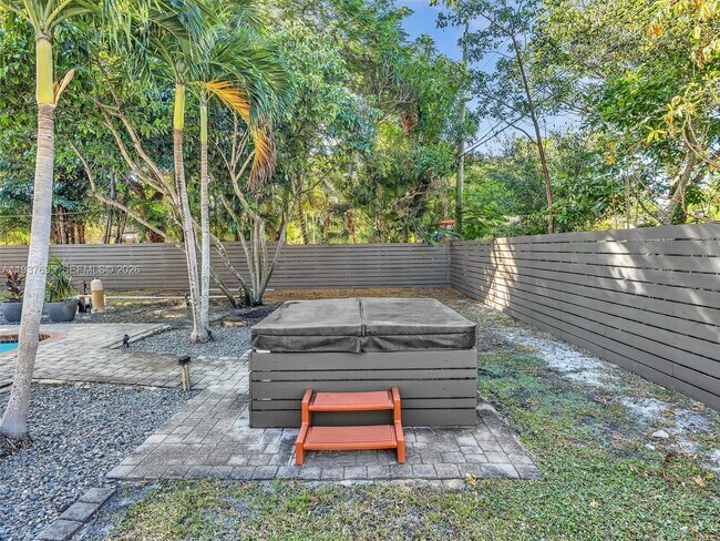 Building Photo - 1731 NW 7th Terrace