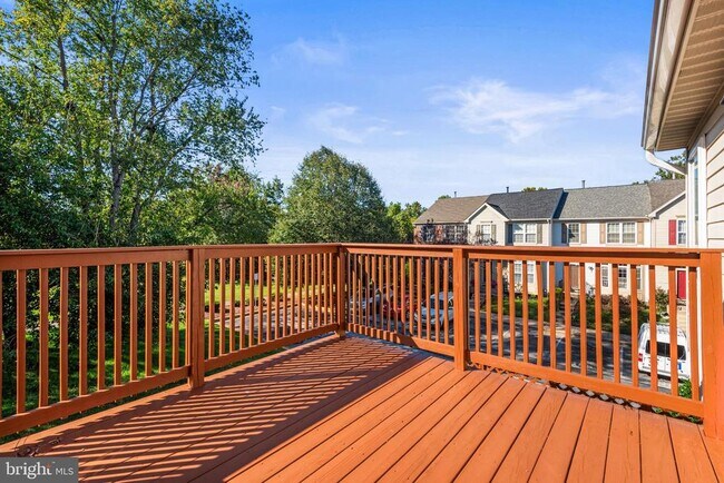 Building Photo - 1538 Long Dr Ct