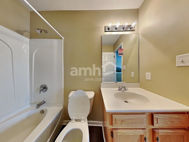 Building Photo - 8736 Gingerwood Ct