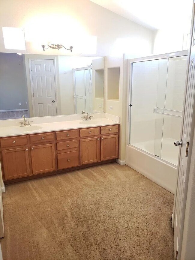 Building Photo - Coming Soon – Beautifully Upgraded North Valleys Rental!