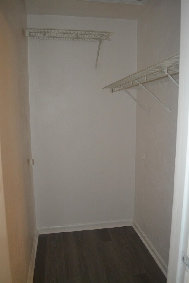 Building Photo - 3561 Sedona Loop