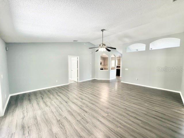 Building Photo - 1081 Leeward Dr