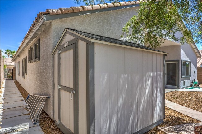 Building Photo - 11135 River Hills Ln