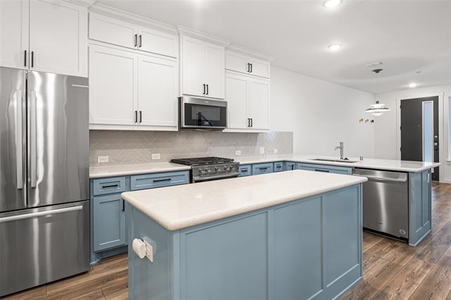 Building Photo - 504 Wellborn Dr