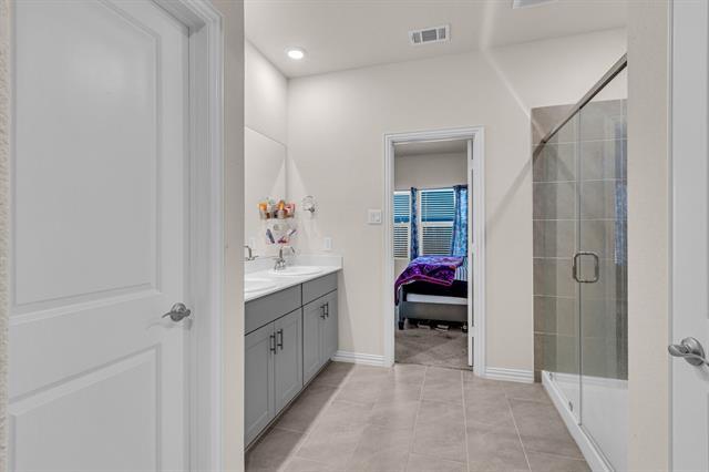 Building Photo - 1624 Briar Hunt Dr