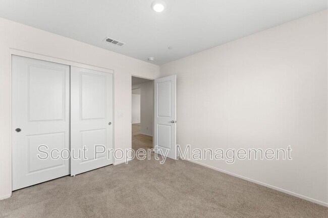 Building Photo - 28841 Cutlass St