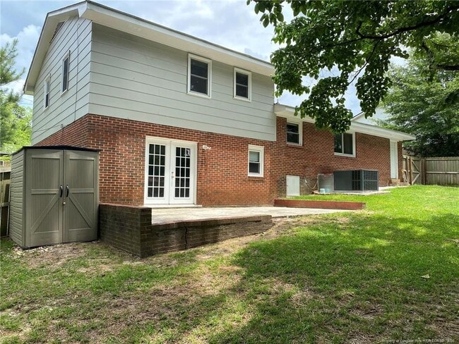 Building Photo - 3308 Cranbrook Dr