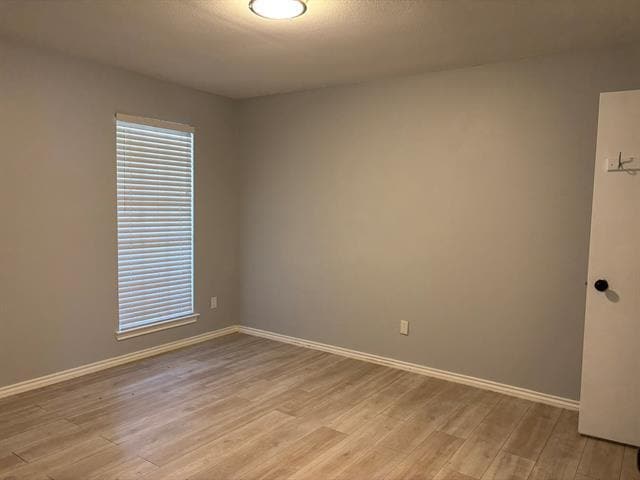 Building Photo - 2810 Clear Springs Dr