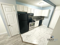 Building Photo - 2 Bedroom Apartment in Bridesburg Philadel...