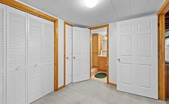 Building Photo - 813 NE 86th St