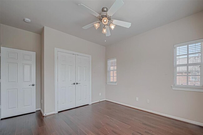 Building Photo - 38 Islewood Blvd