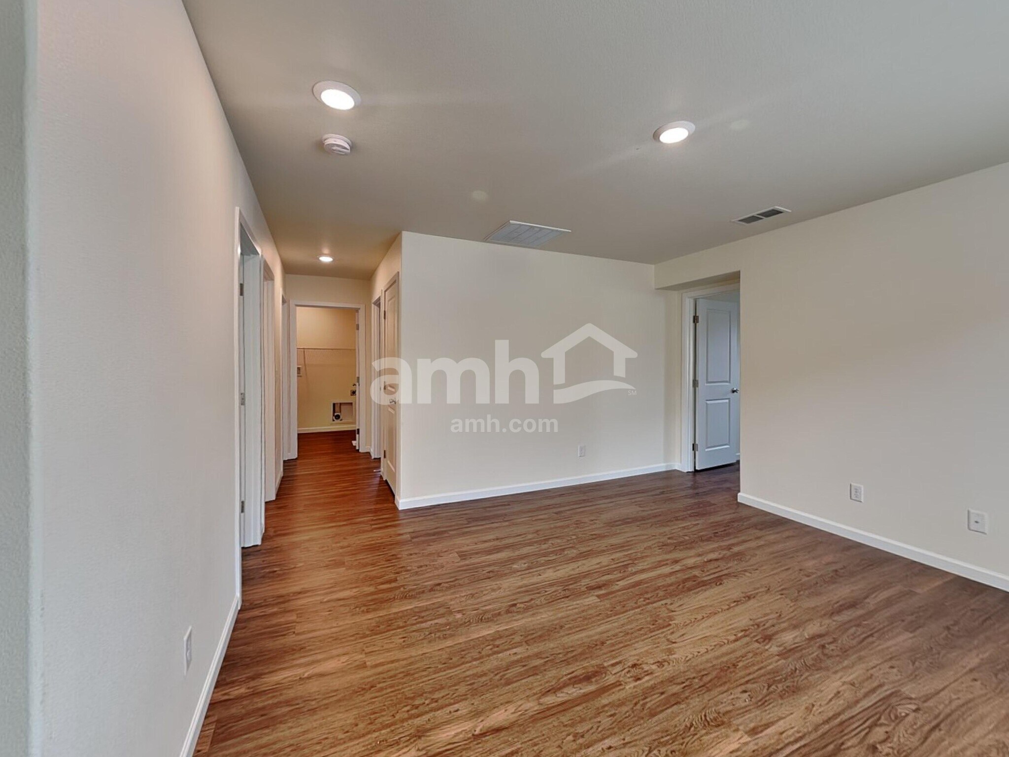 Building Photo - 2352 NW Matteo Dr