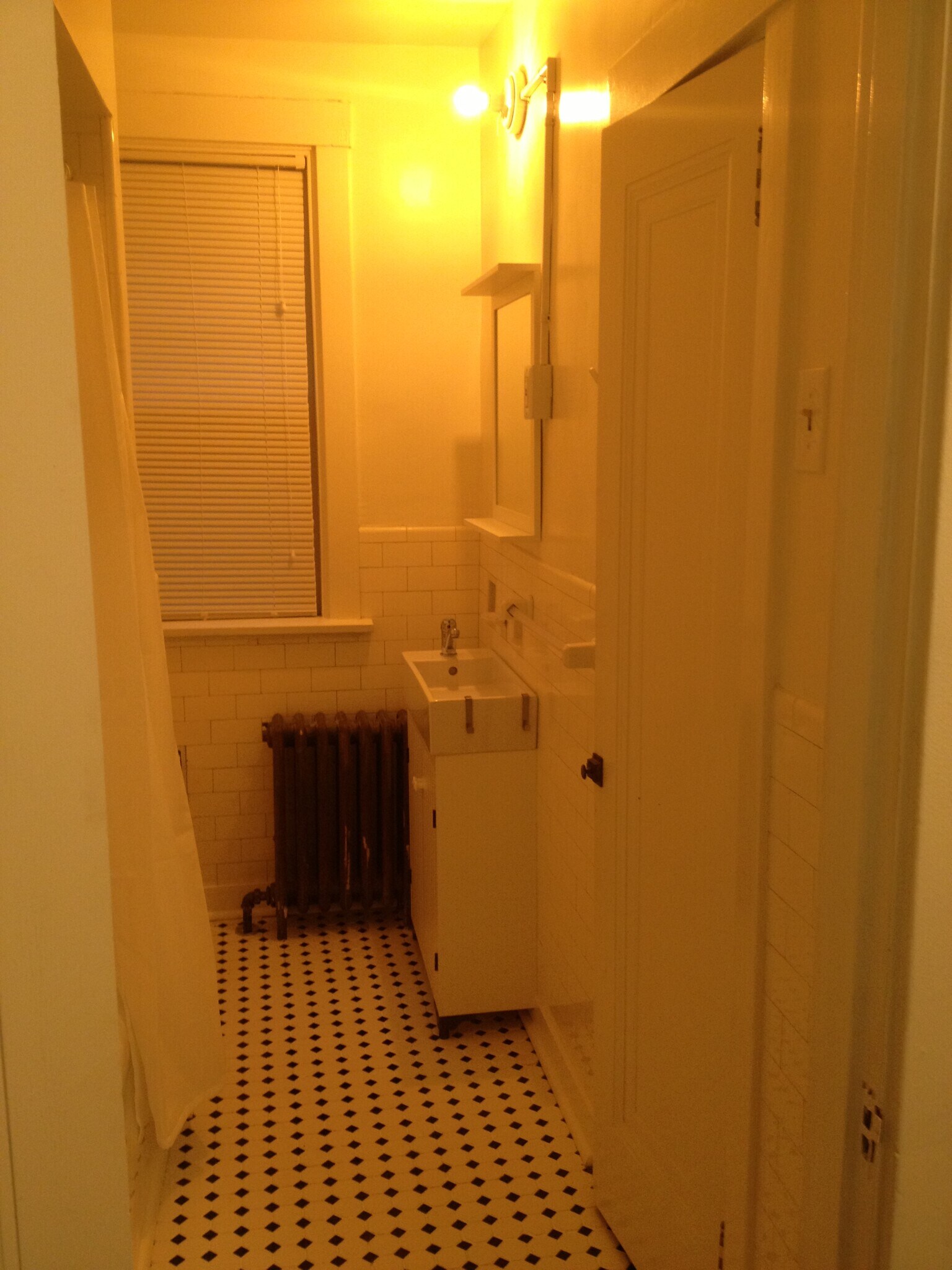 Building Photo - 5905 Stanton Ave