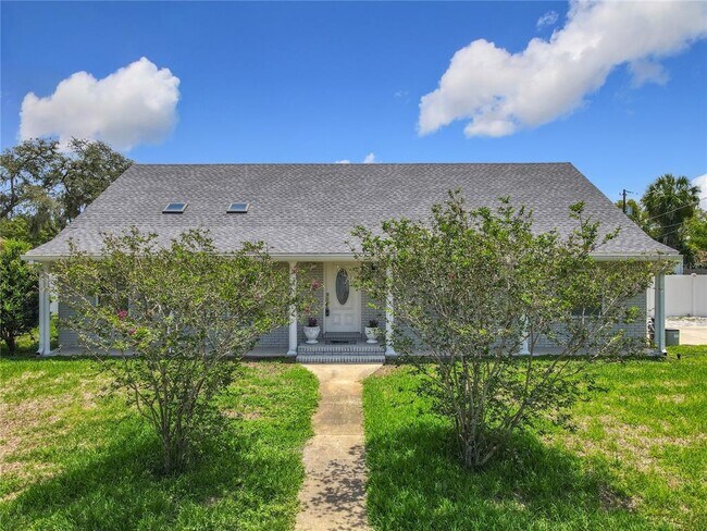 Primary Photo - 120 Aldean Dr