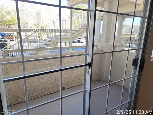 Building Photo - 1987 Cutlass Dr