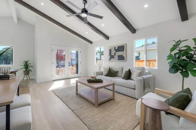 Building Photo - 436 Date Ave