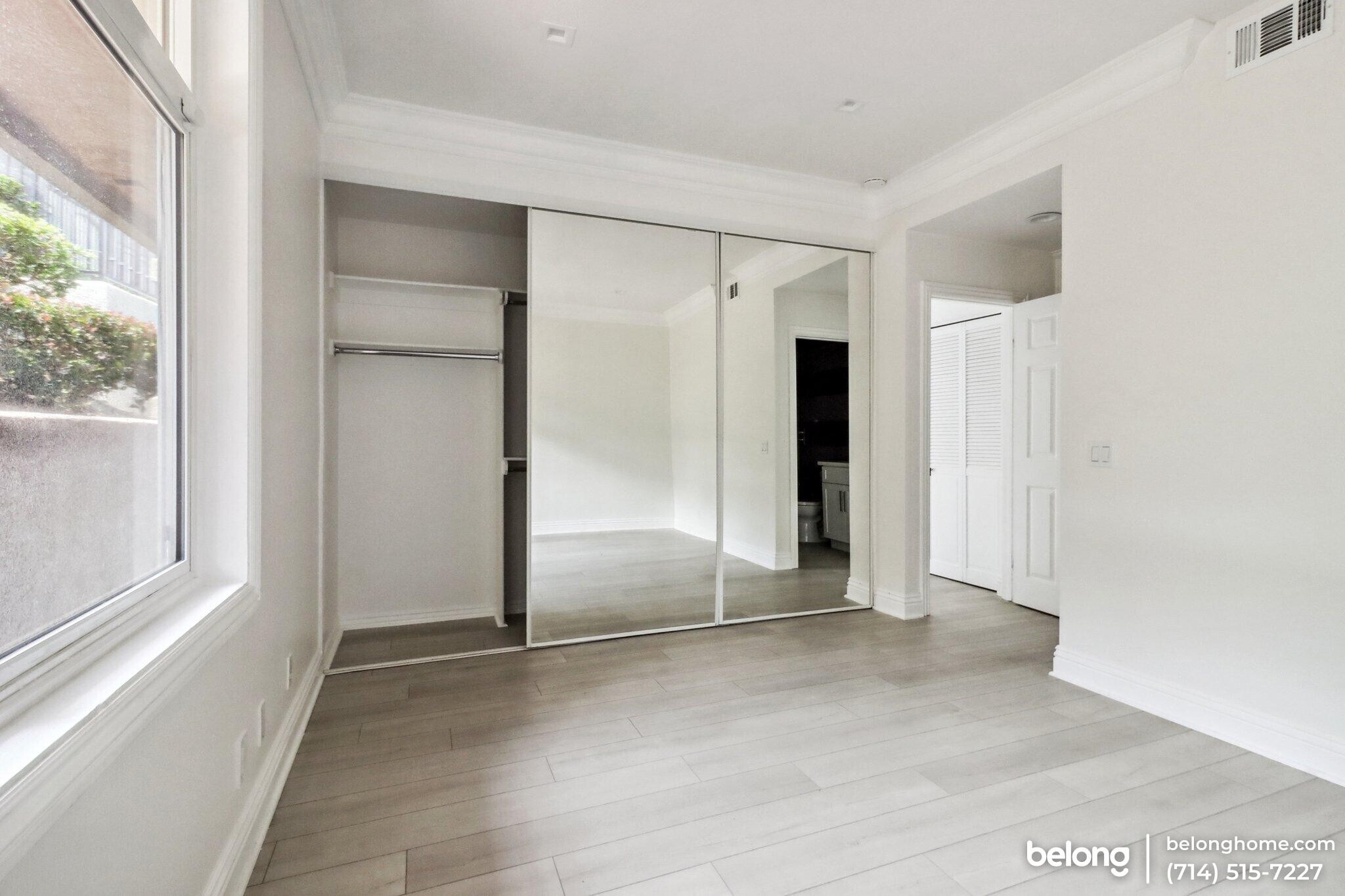 Building Photo - 30902 Club House Dr