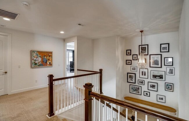 Building Photo - Executive & Modern 5BR/4BA Luxury Home. MO...