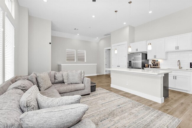 Building Photo - 7707 Nasser Ln