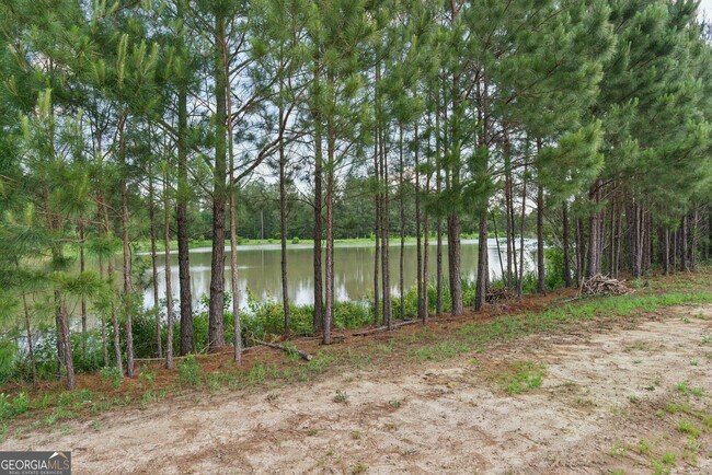 Building Photo - 208 Park View Ln