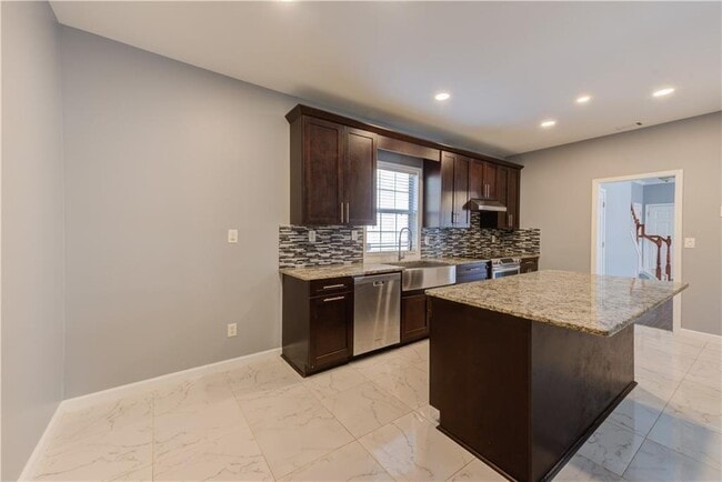 Building Photo - 3311 Heritage Walk Ln