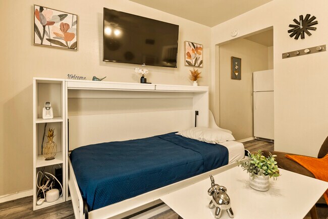 Building Photo - 3918 Thomason Ave