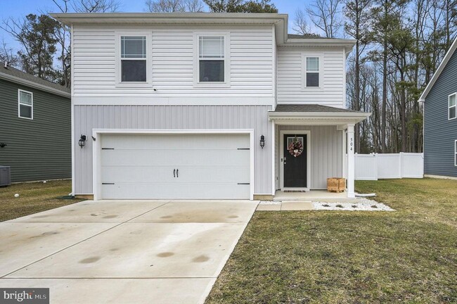 Building Photo - 504 Currant Cir