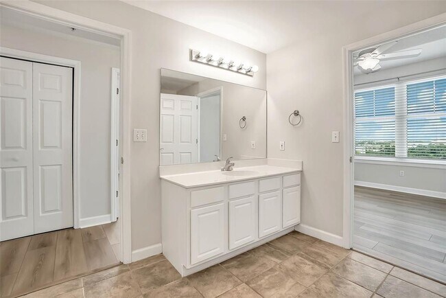 Building Photo - 345 Bayshore Blvd