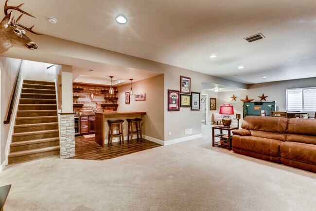 Building Photo - 14110 Sierra Ridge Dr