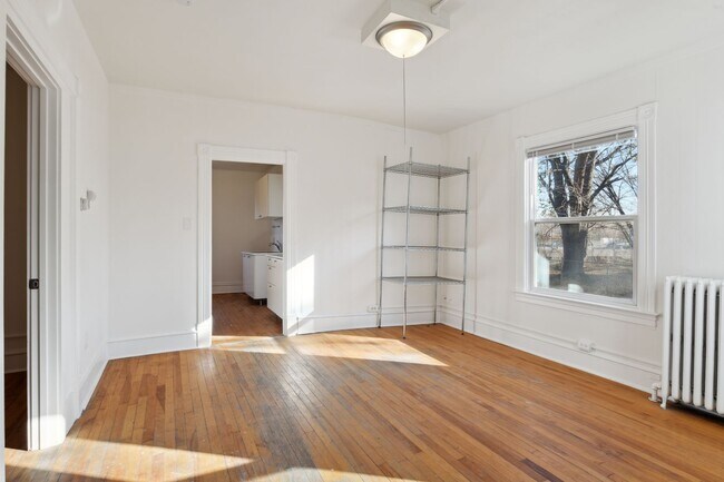 Building Photo - 224 N Humboldt Ave