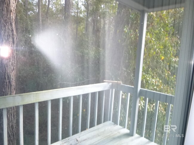 Building Photo - 600 Cheshire Ln