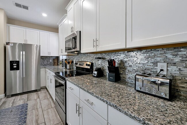 Building Photo - 5424 Solterra Cir