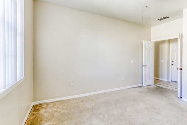 Building Photo - Metrowest Condo at The Hamptons, Orlando
