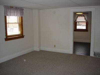 Building Photo - 421 Crawford Ave