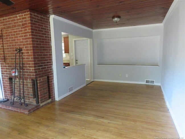 Building Photo - 600 Faison Ave