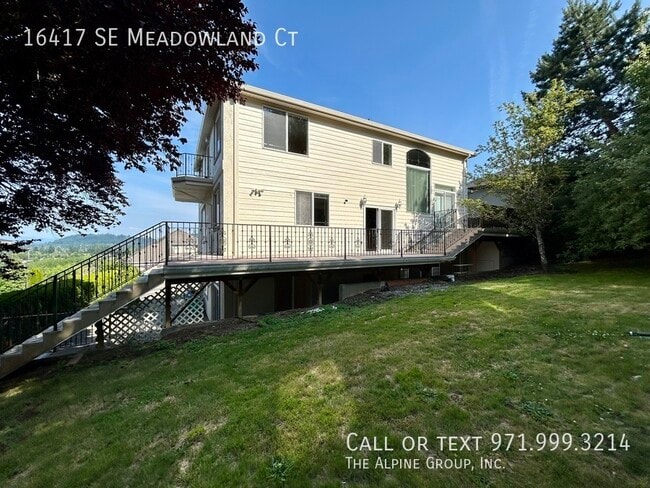 Building Photo - 16417 SE Meadowland Ct