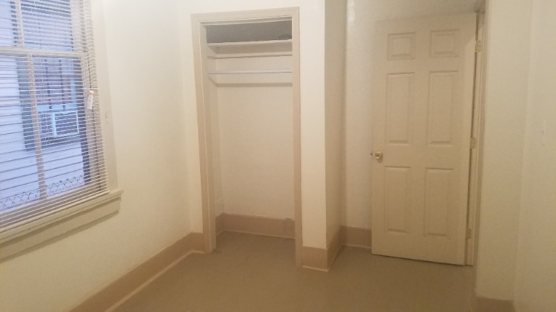 Building Photo - 1239 France St