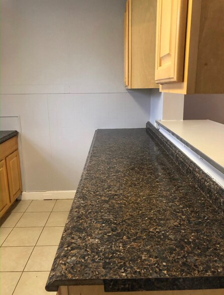 Building Photo - 3819 Woodlea Ave